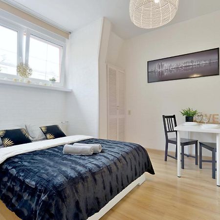 Sonya Apartment Wroclaw Bagian luar foto