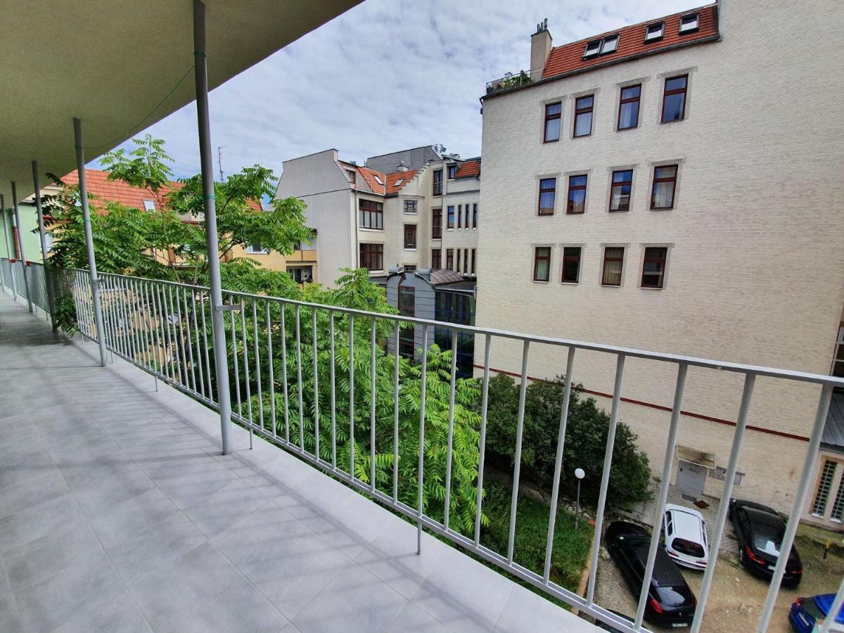 Sonya Apartment Wroclaw Bagian luar foto